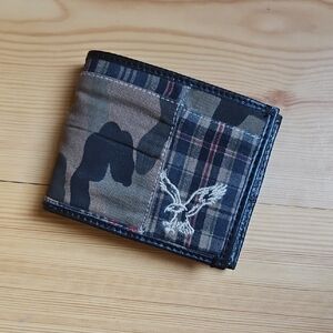 Vintage American Eagle Outfitters Camouflage and Plaid Wallet